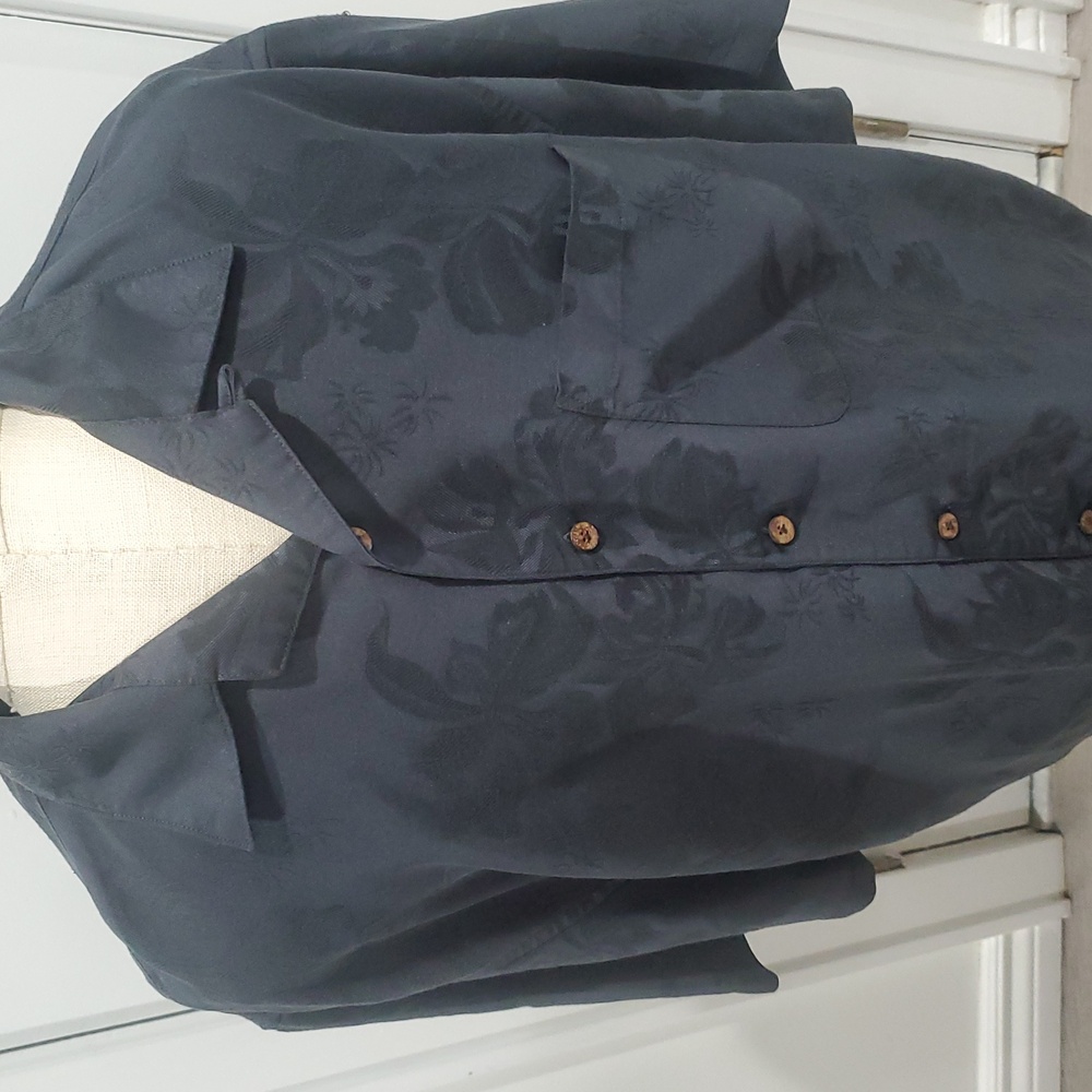 Jos. A. Bank Men’s Black Floral Button Up Short Sleeve Hawaiian Shirt XL